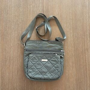 Baggallini Quilted Green Crossbody Bag